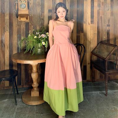 Stitching French pink and green suspender skirt 6