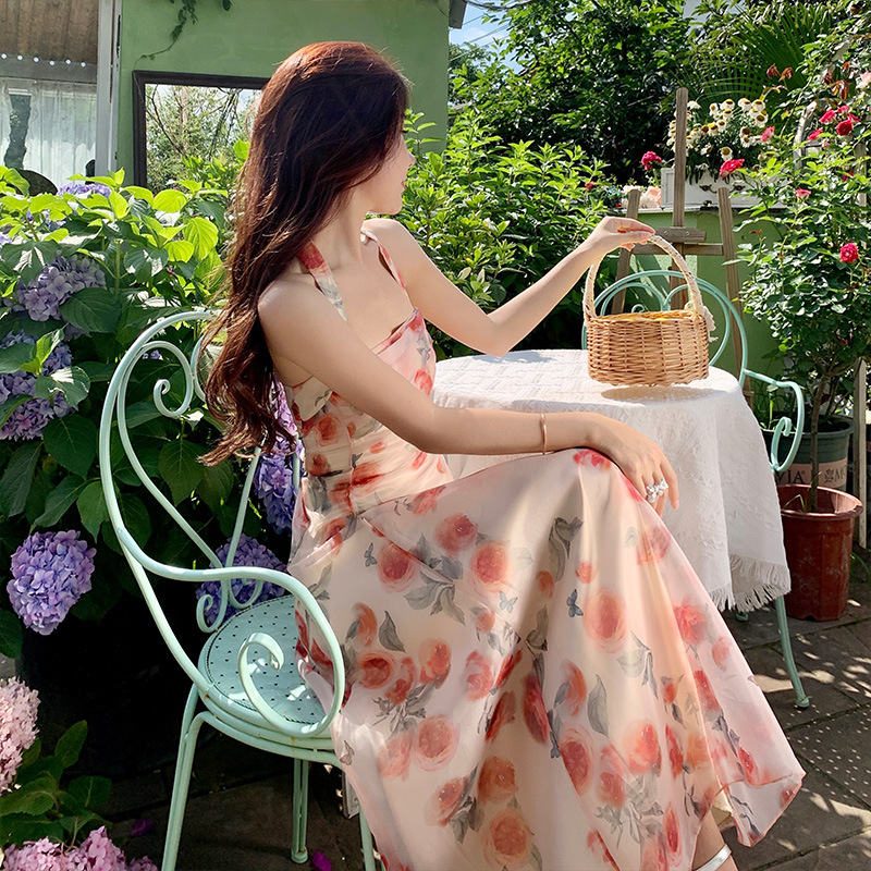 High-quality gentle halterneck dress 78