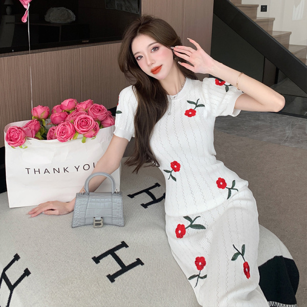 embroidered rose dress 148